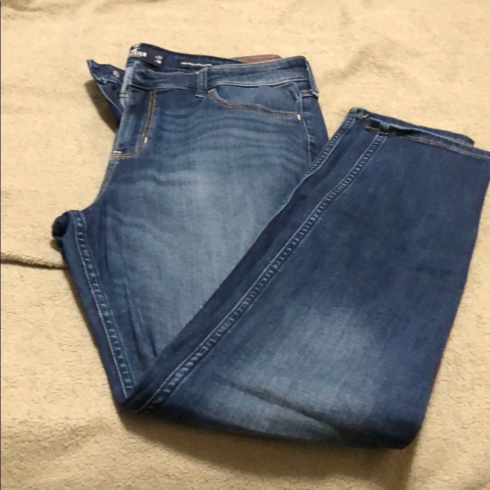 Hollister jeans